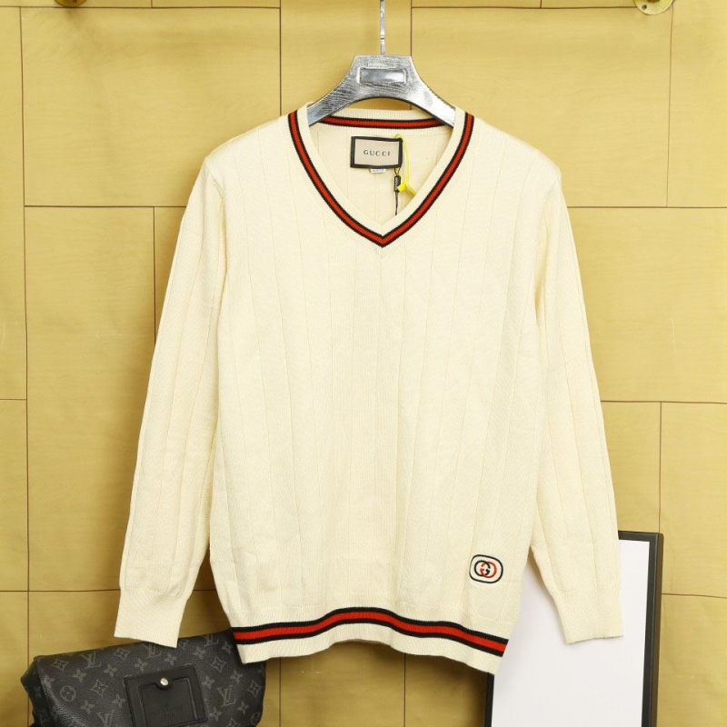 G*u*i sweaters